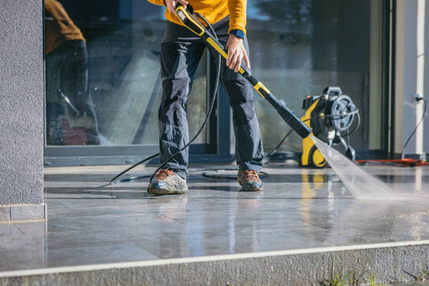 Why Choose Our Certified Pressure Washing Experts for Your Project Needs in Holyoke, MA?